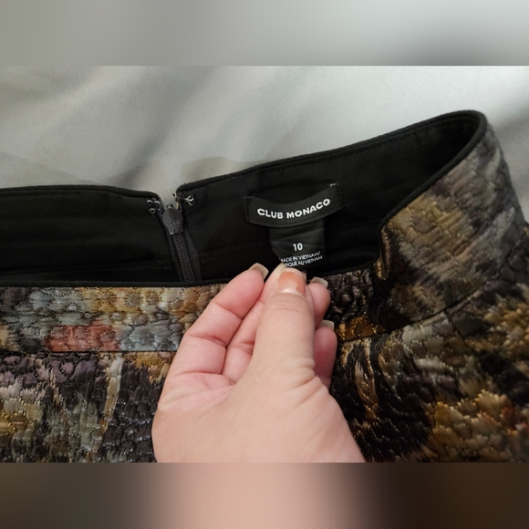 Club Monaco winter skirt with pockets size 10 - Picture 6 of 6